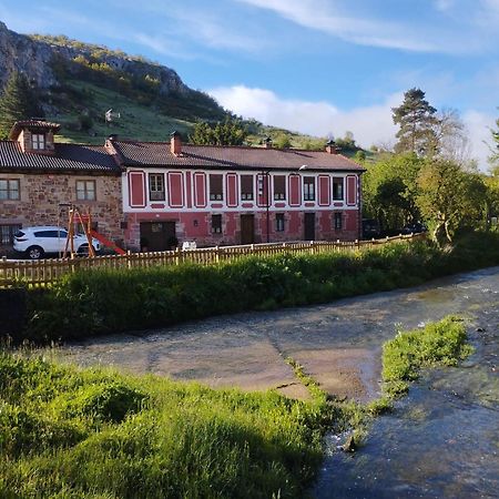 Casa Entrenidos Pensionat Mudá Eksteriør billede