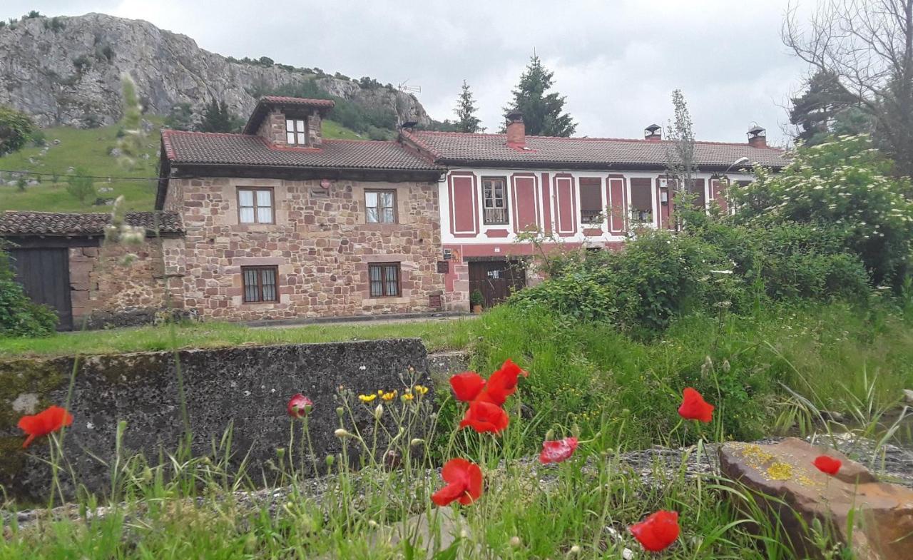 Casa Entrenidos Pensionat Mudá Eksteriør billede